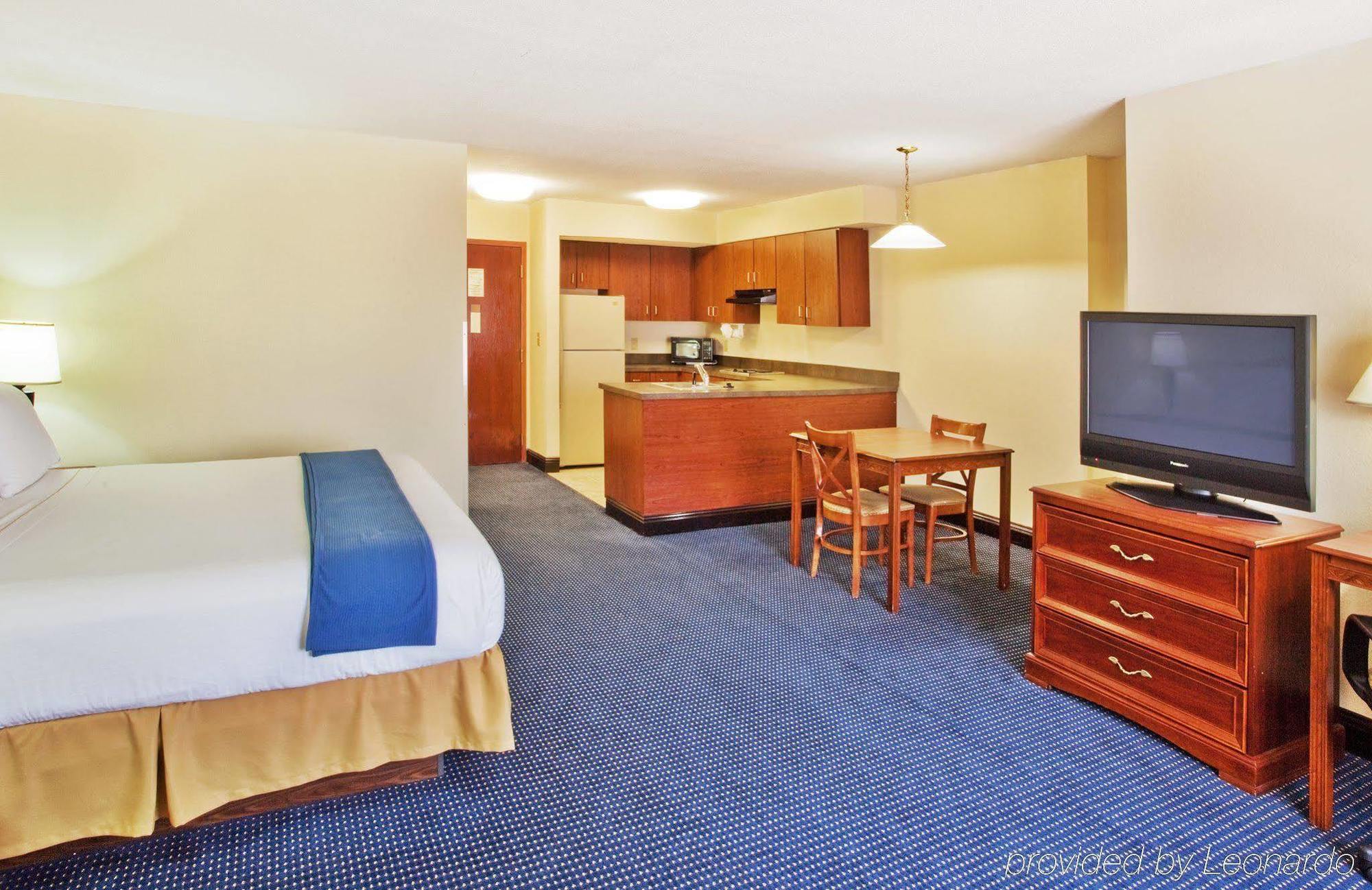 Holiday Inn Express & Suites Atlanta Perimeter Mall Hotel, An Ihg Hotel Sandy Springs Camera foto